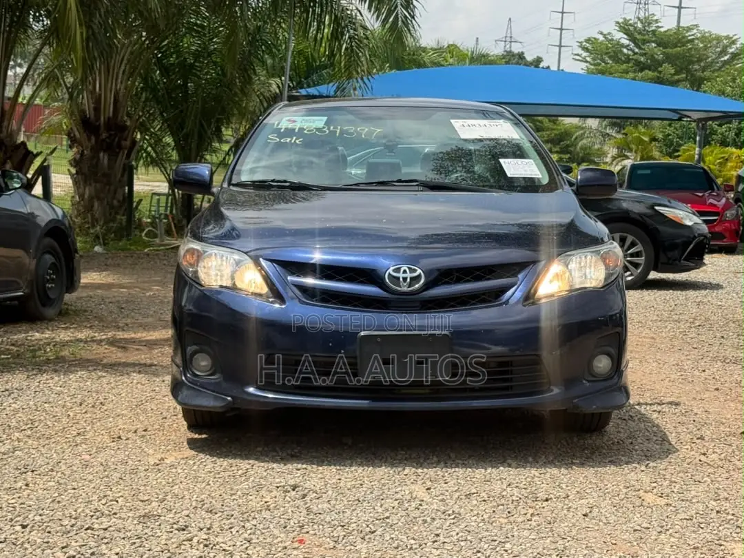 Toyota Corolla S Special Edition 4dr Sedan (1.8L 4cyl 4A) 2013 Blue