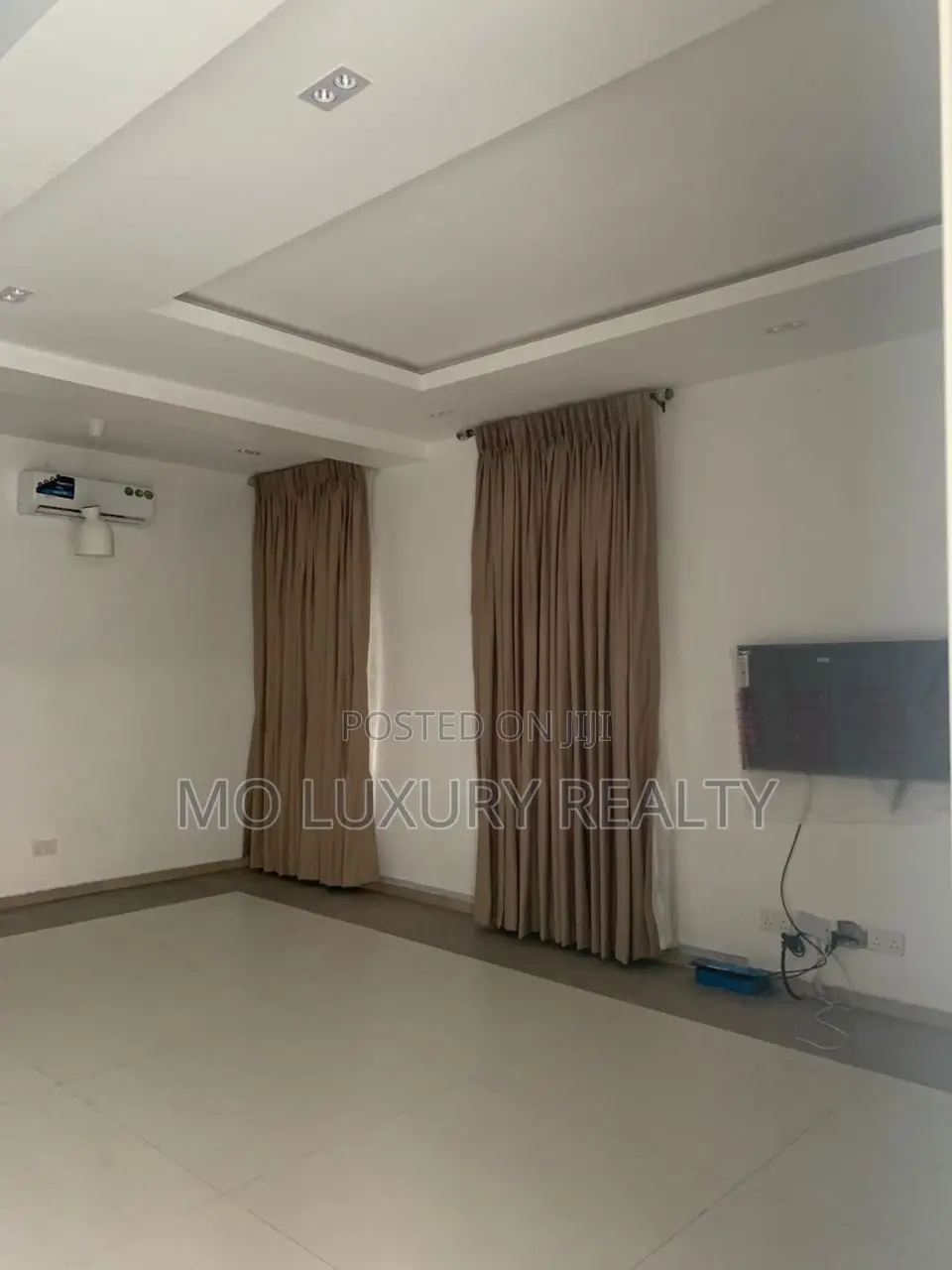 3bdrm Townhouse / Terrace in Chevron for rent