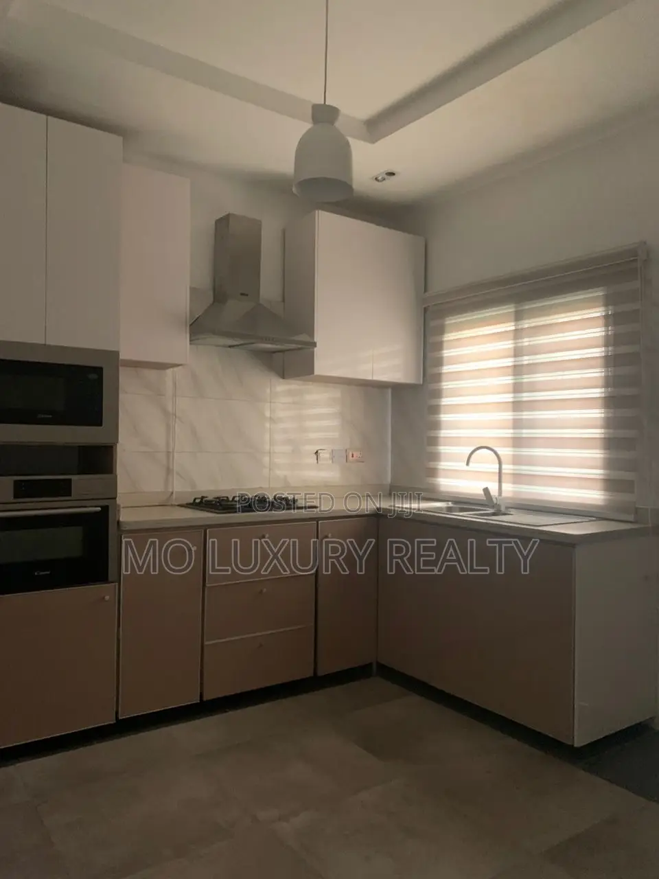 3bdrm Townhouse / Terrace in Chevron for rent