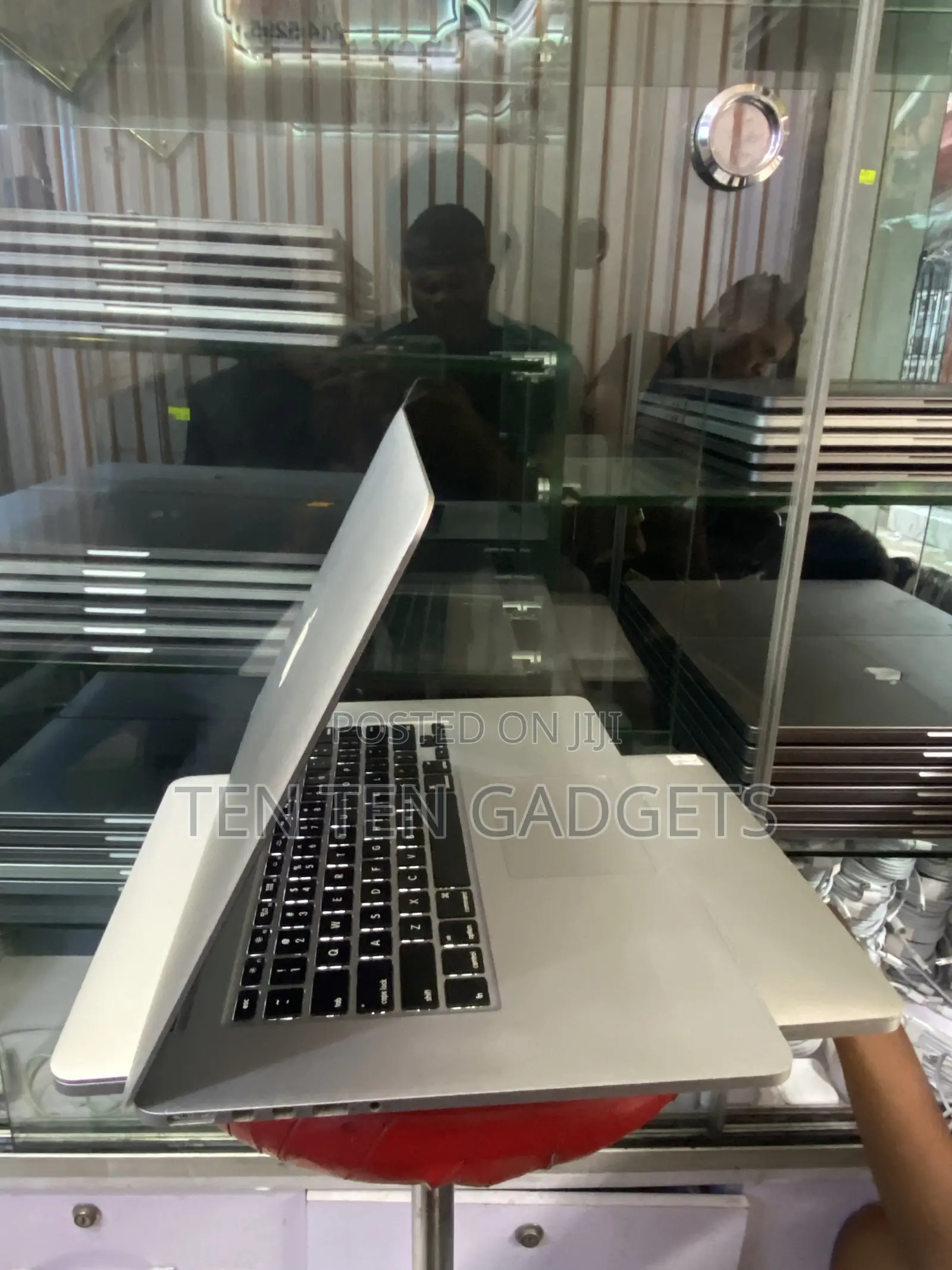 Laptop Apple MacBook Pro 2015 16GB Intel Core i7 SSD 512GB