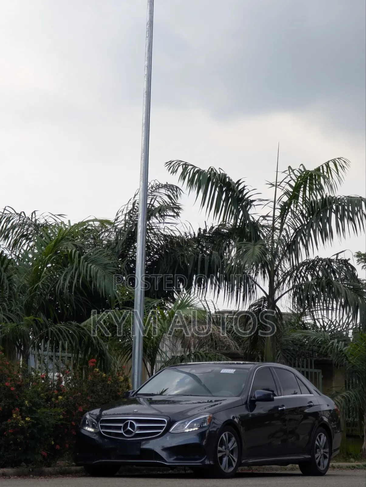 Mercedes-Benz E350 2013 Gray