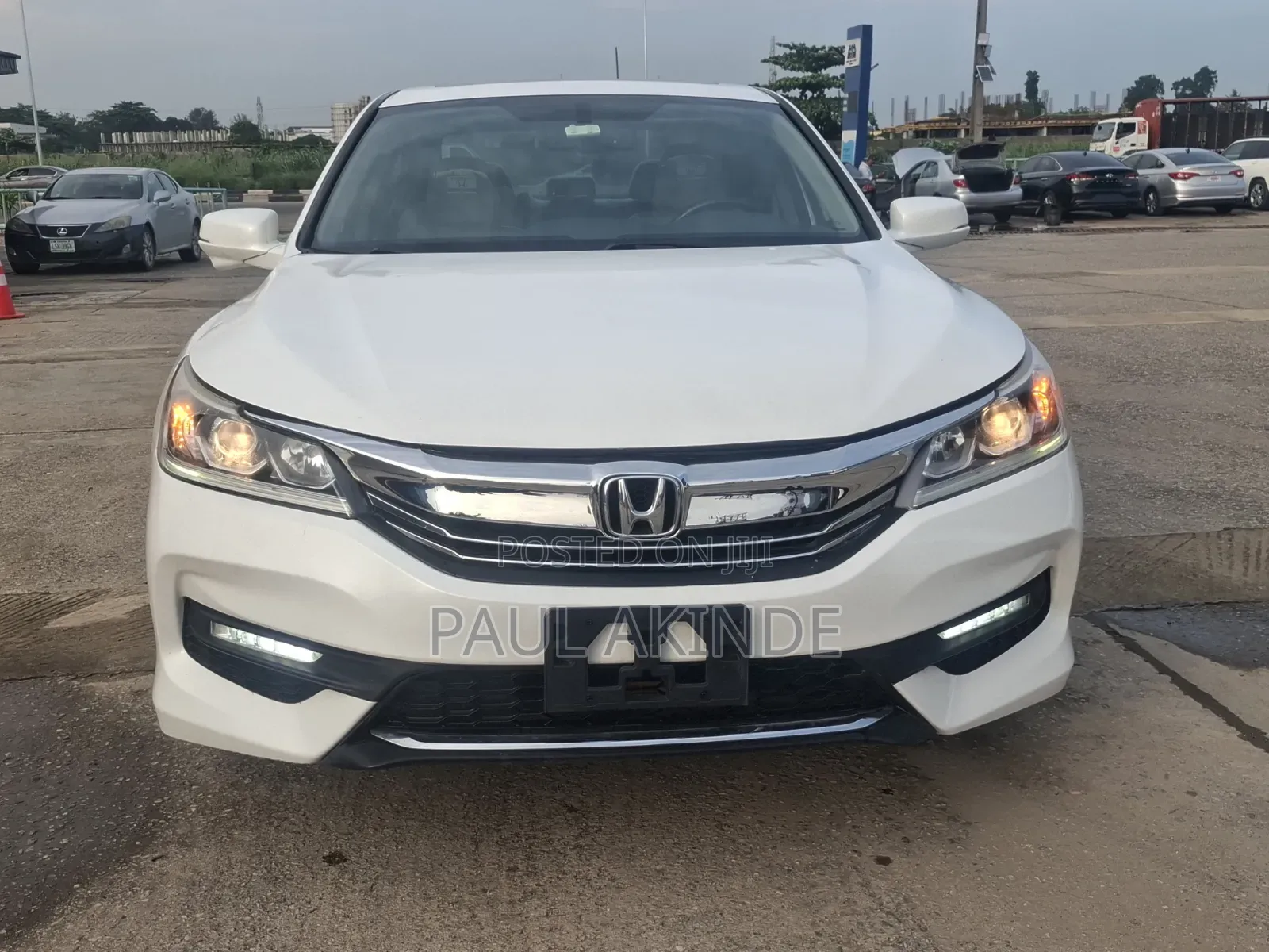 Honda Accord EX-L V-6 4dr Sedan FWD (3.5L 6cyl 6A) 2016 White