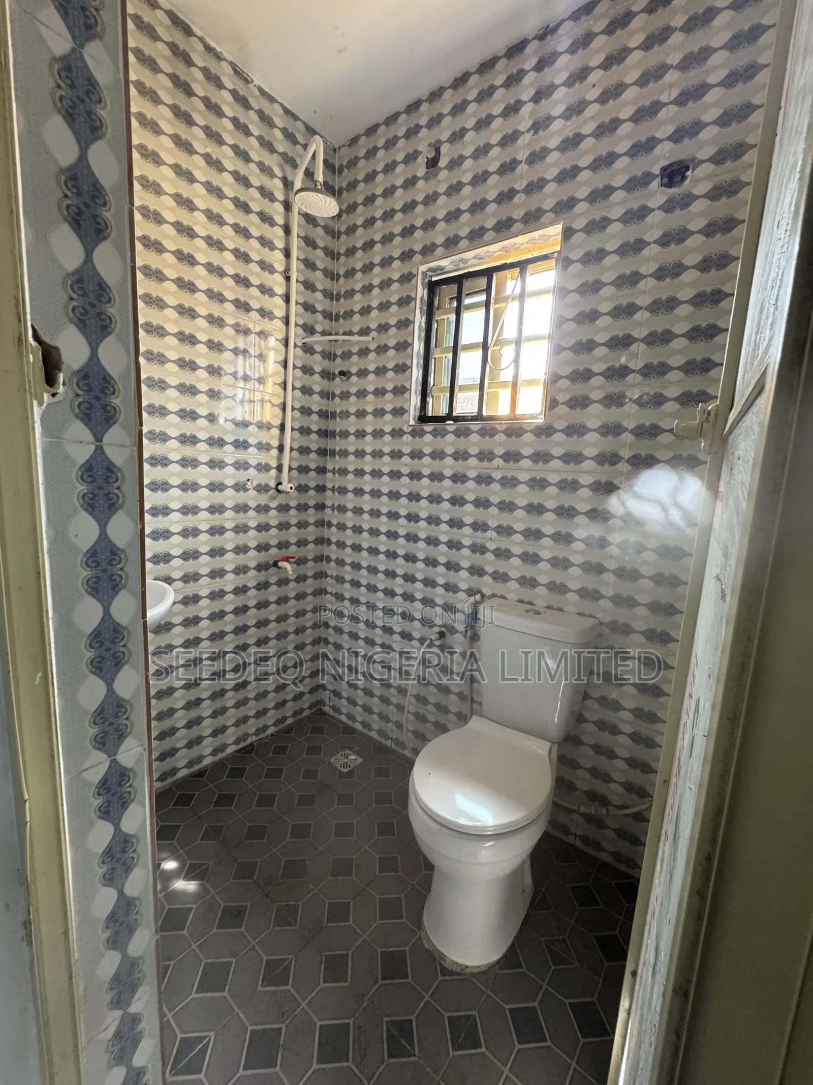 Furnished Studio Apartment in Light Estate, Igbogbo for rent