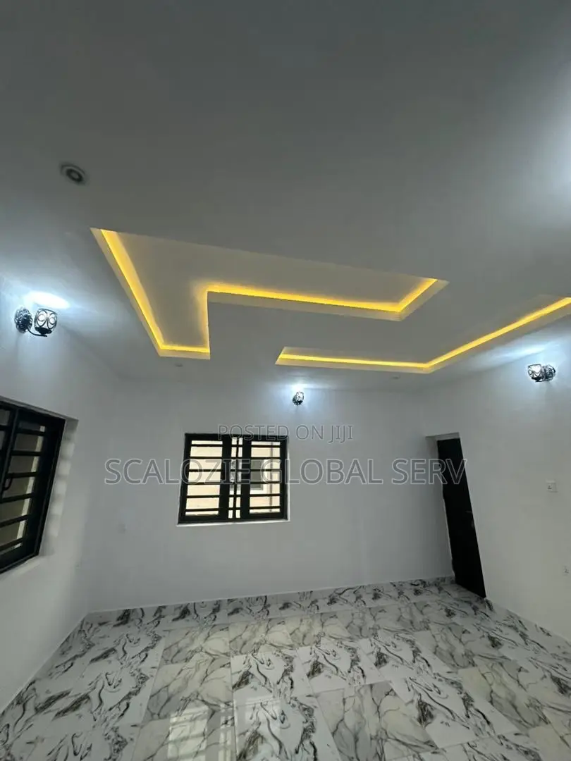 4bdrm Duplex in Rumunduru Port for sale