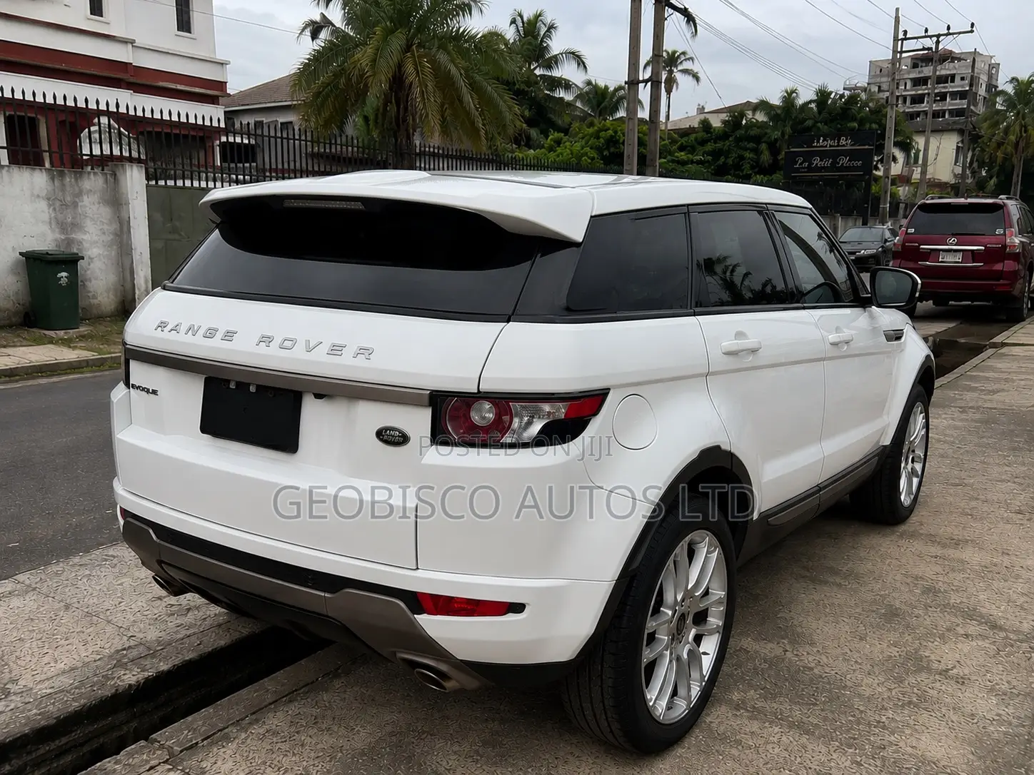 Land Rover Range Rover Evoque Dynamic 2dr SUV AWD (2.0L 4cyl Turbo 9A)