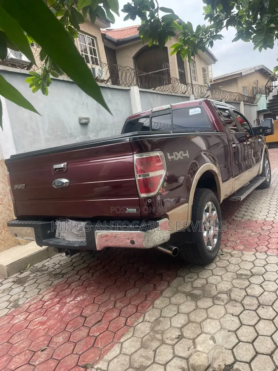 Ford F-150 2010 Red