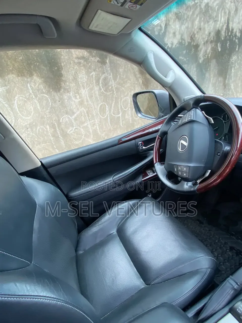 Lexus LX 570 AWD 2015 Gray