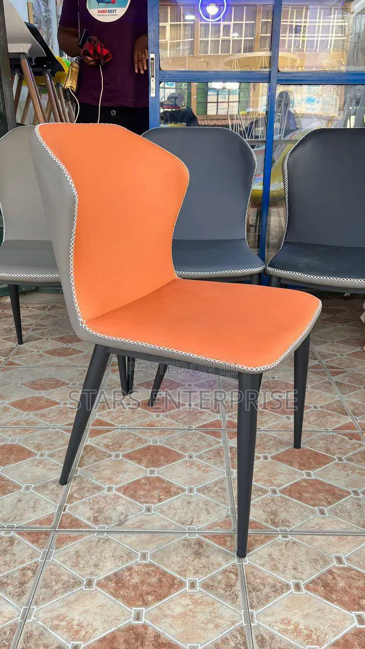 Restaurant Chair / Dining Chair