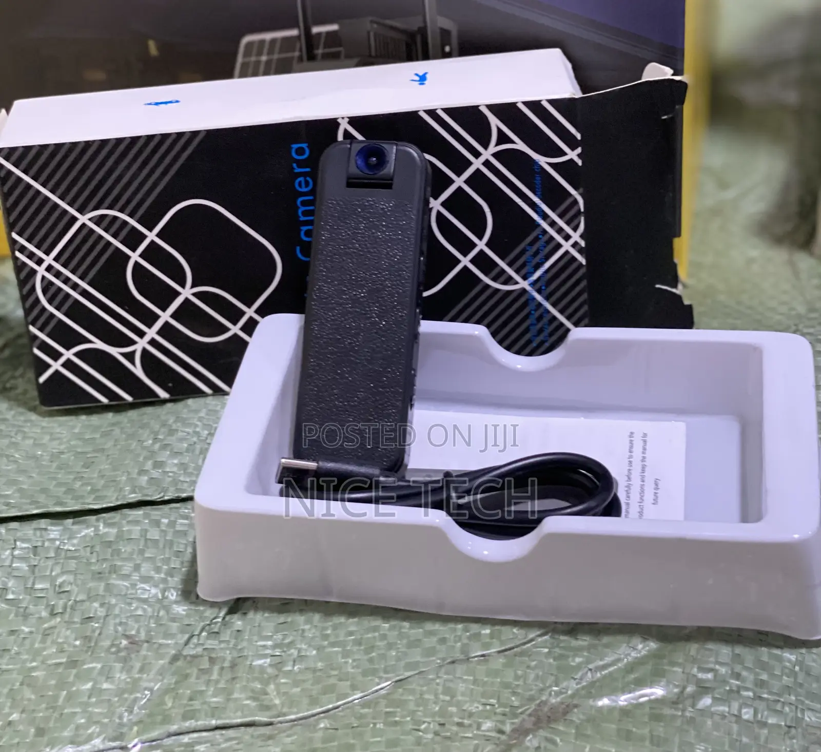 Button Wi-Fi Spy Camera