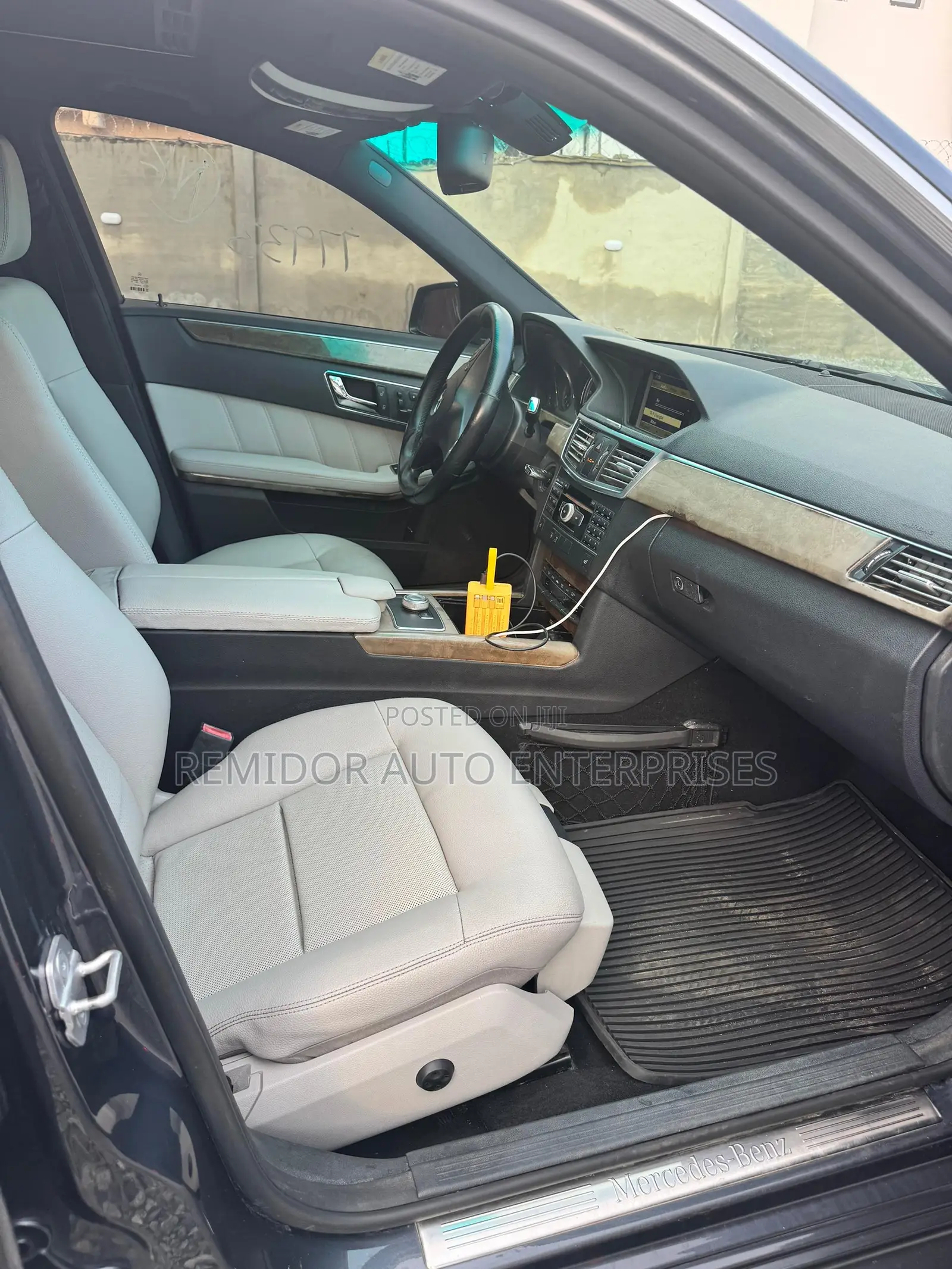 Mercedes-Benz E350 2011 Gray