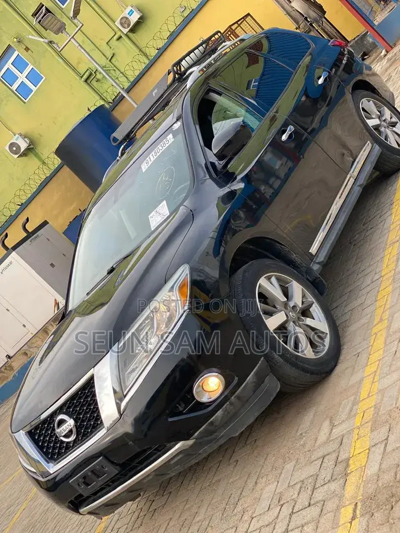 Nissan Pathfinder 2013 Black