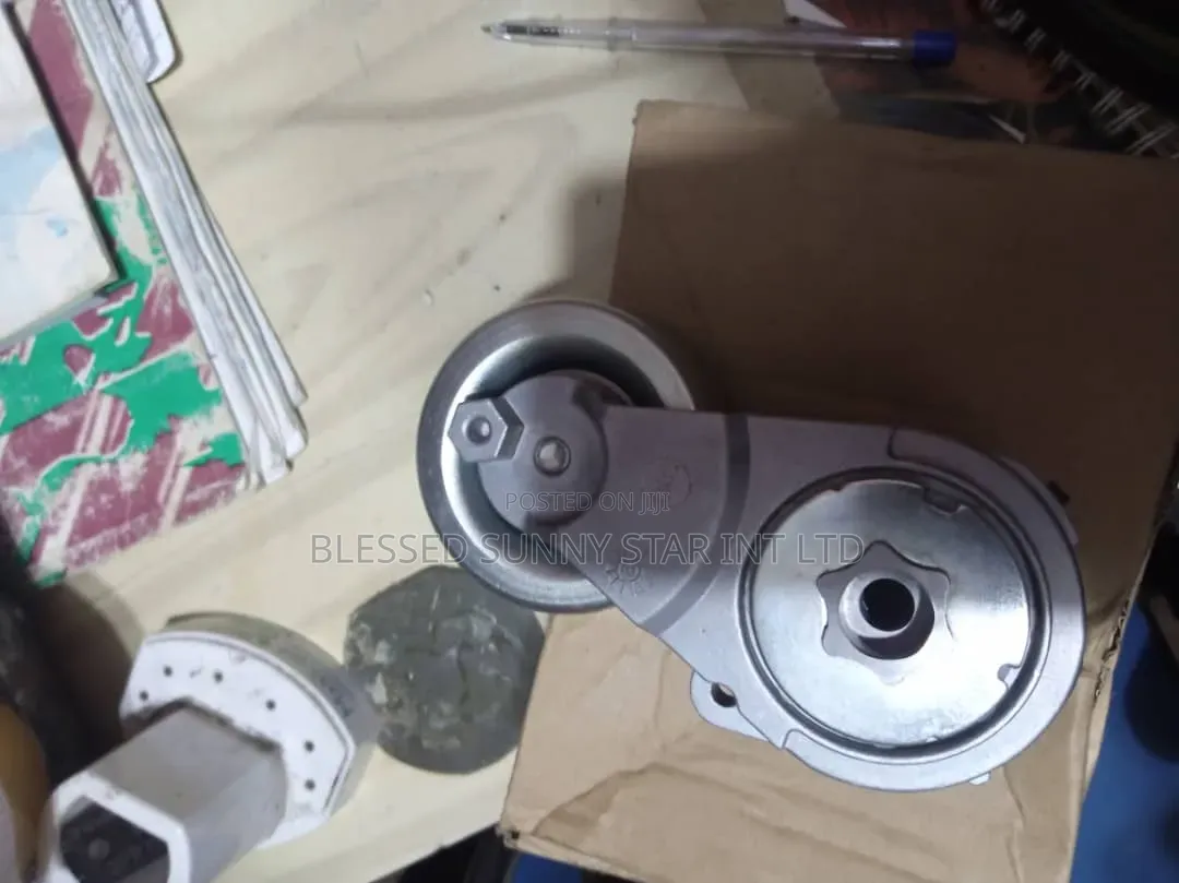 Belt Adjuster Nissan Qashqai or Sentra 016