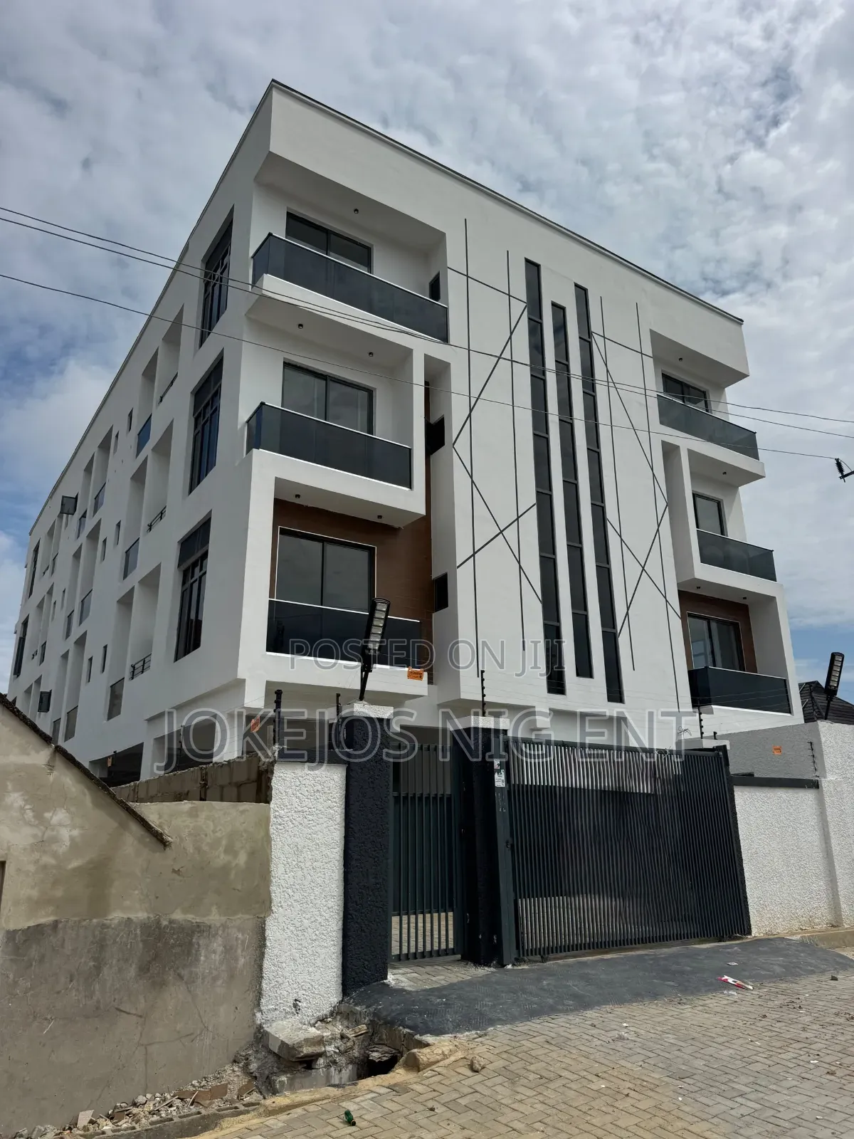 2bdrm Apartment in Igbo Efon for sale