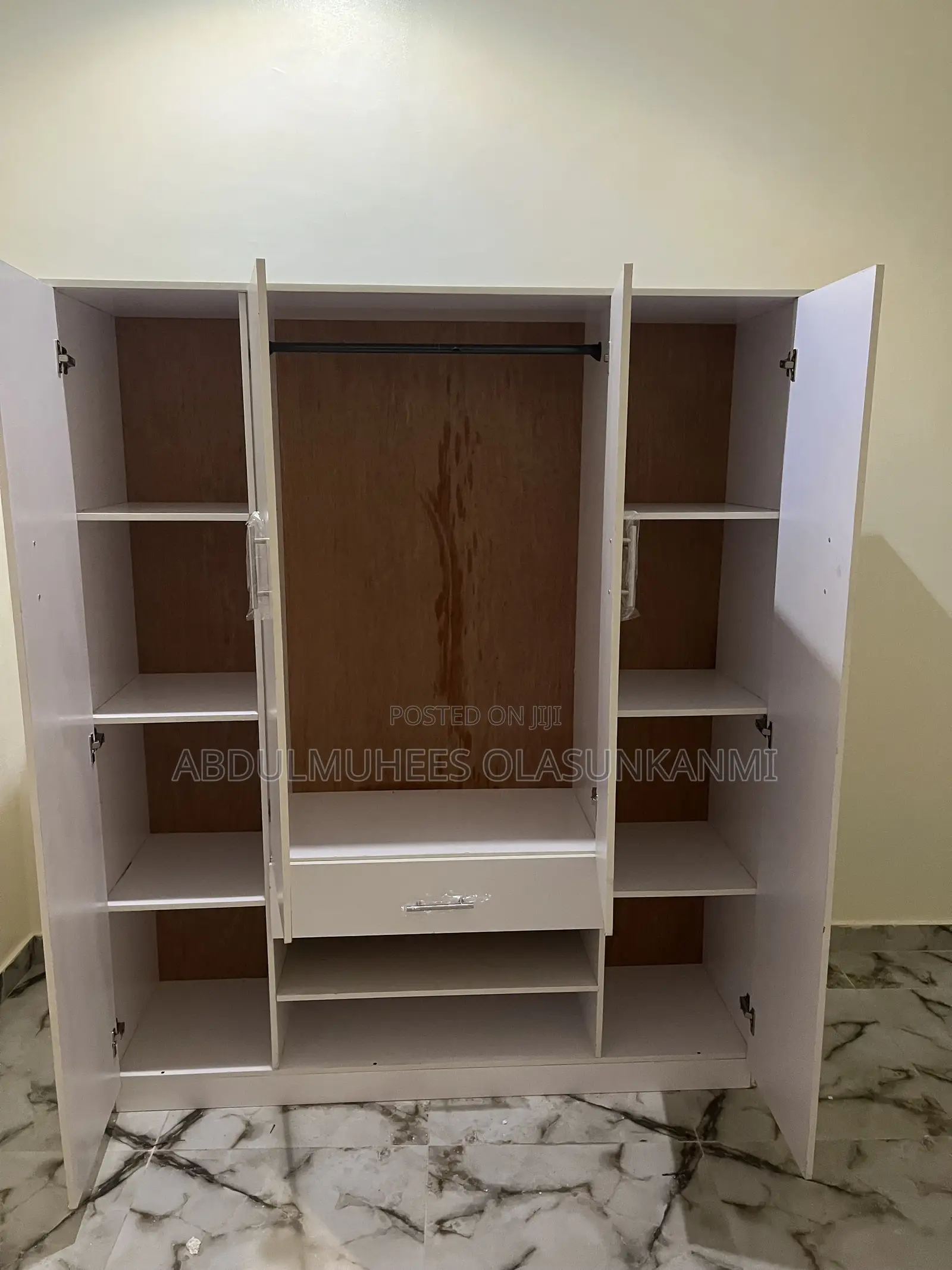 5ft by 6ft Luxury Wadrobe Closet