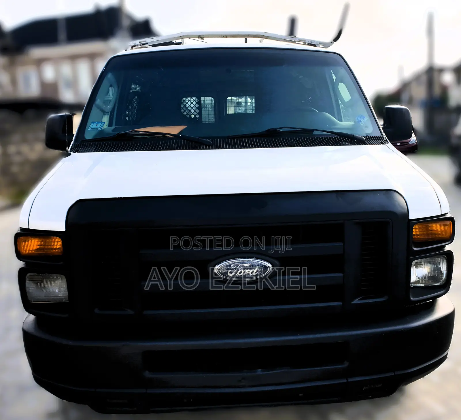 Ford E350 2010 White