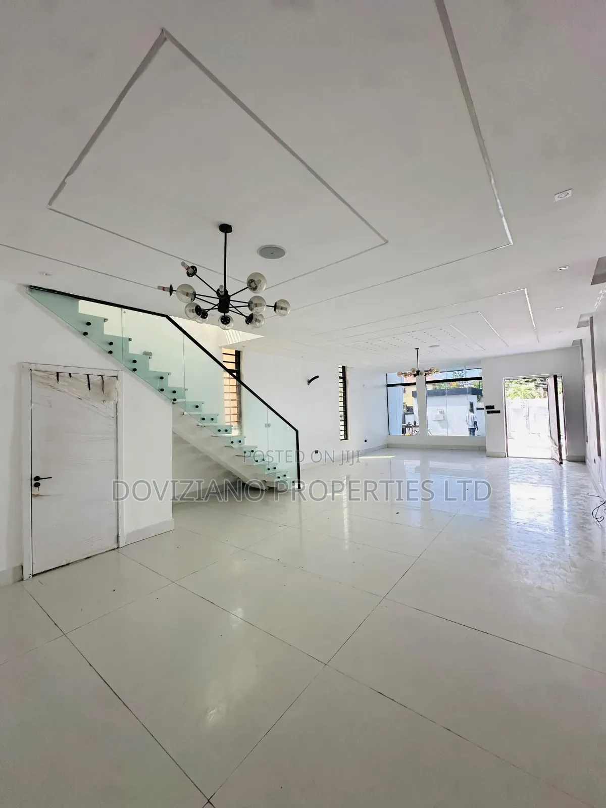 5bdrm Duplex in Ikate for sale