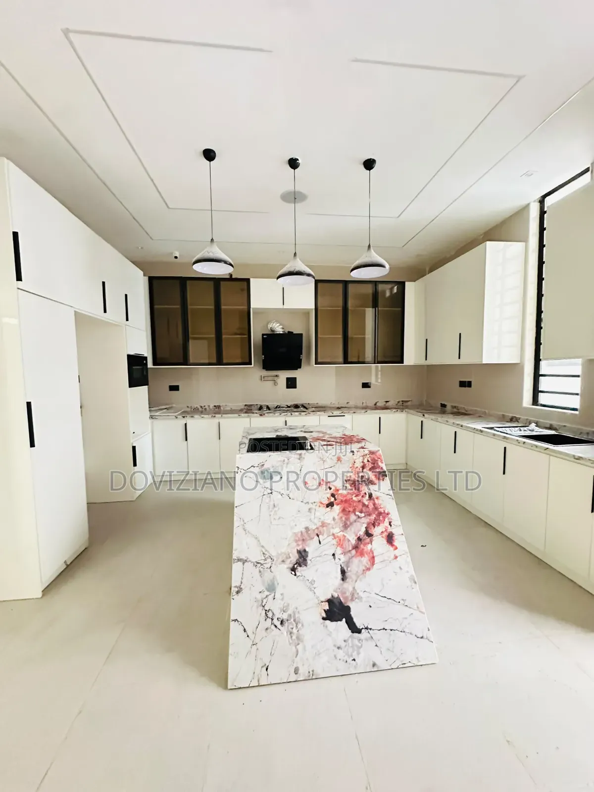 5bdrm Duplex in Ikate for sale