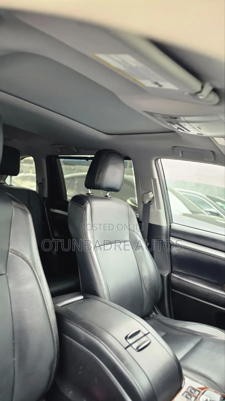 Toyota Highlander XLE 4x4 V6 (3.5L 6cyl 8A) 2018 Black