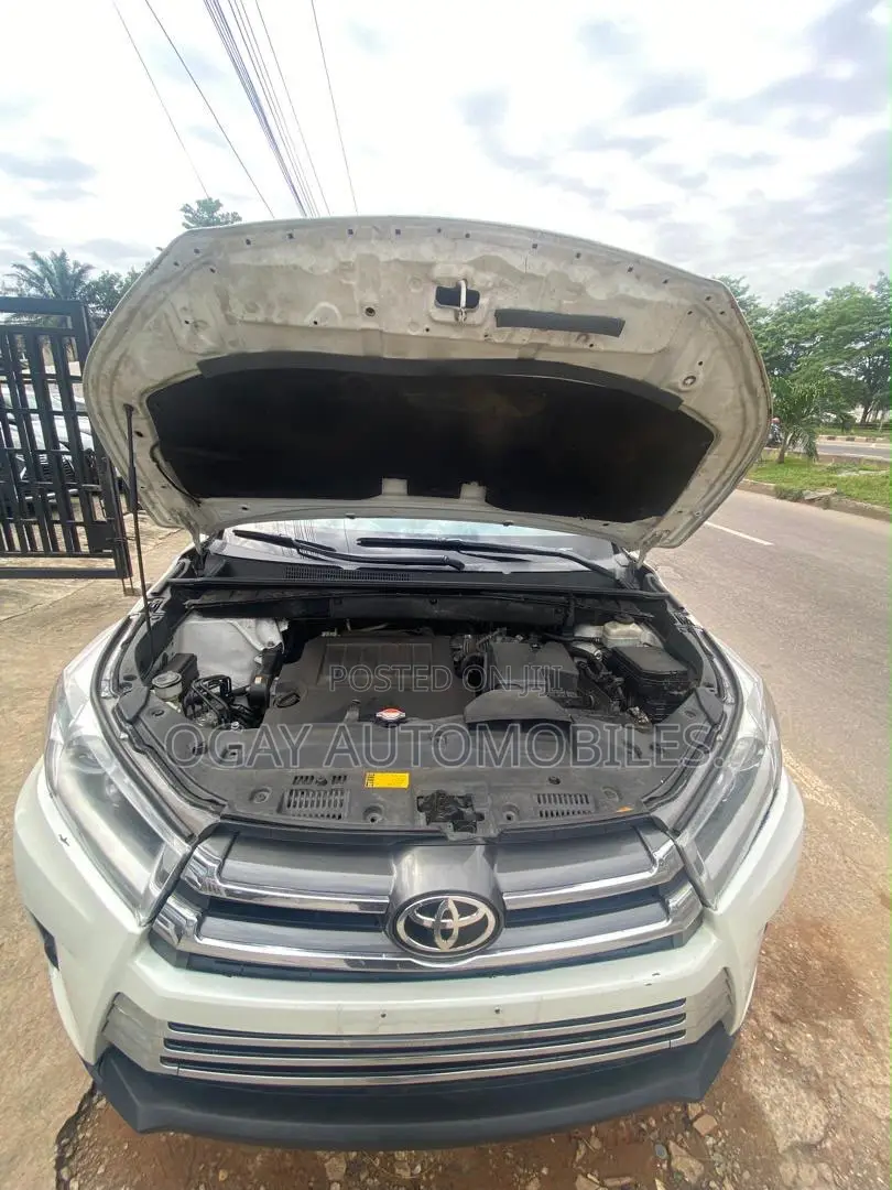 Toyota Highlander Limited V6 4x2 (3.5L 6cyl 6A) 2016 White