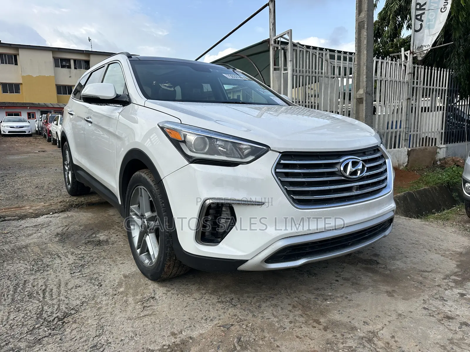 Hyundai Santa Fe Limited Ultimate AWD 2017 White