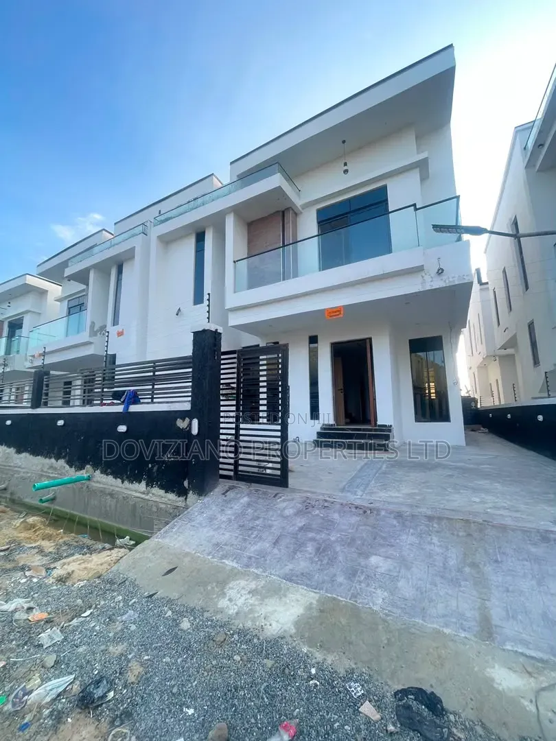 4bdrm Duplex in Off Lekki-Epe Expressway for sale