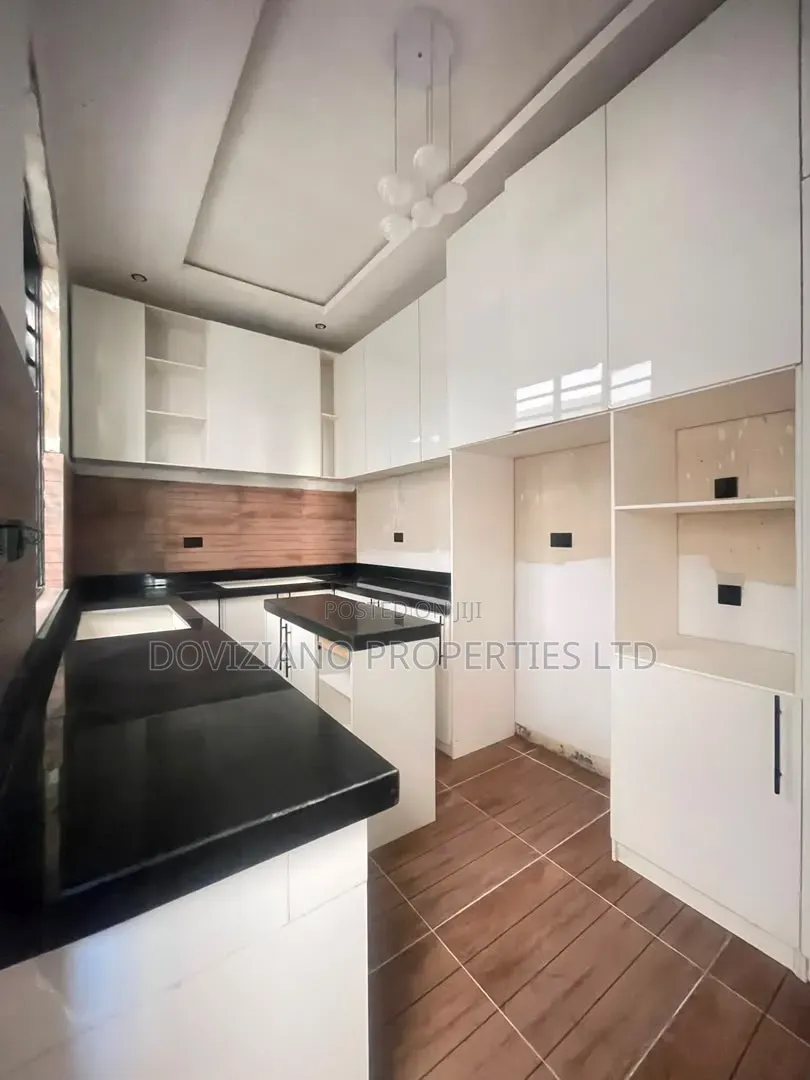 4bdrm Duplex in Off Lekki-Epe Expressway for sale