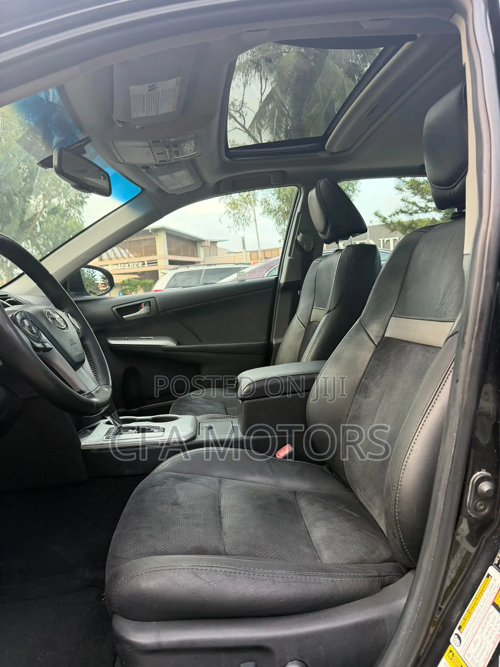 Toyota Camry SE 4dr Sedan (2.5L 4cyl 6A) 2012 Black