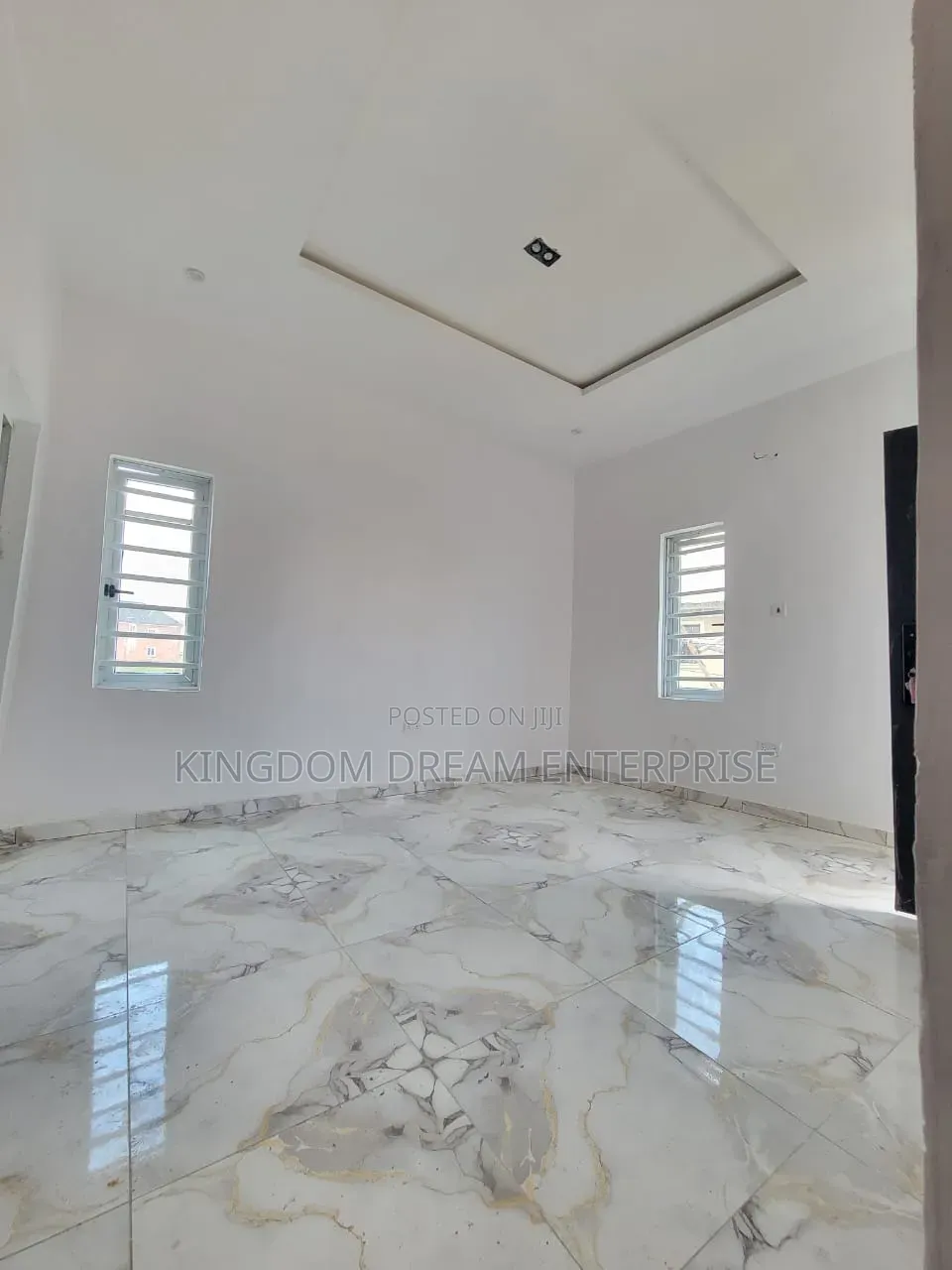 2bdrm Block of Flats in Unique Estate Baruwa for rent