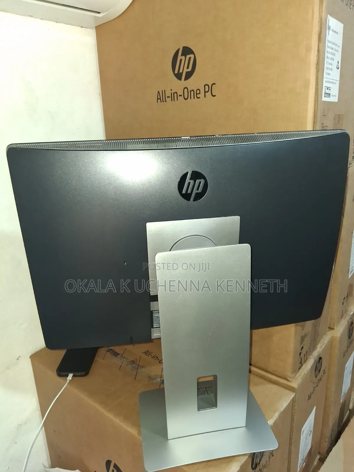 New Desktop Computer HP ProOne 600 G3 8GB Intel Core i3 HDD 1T