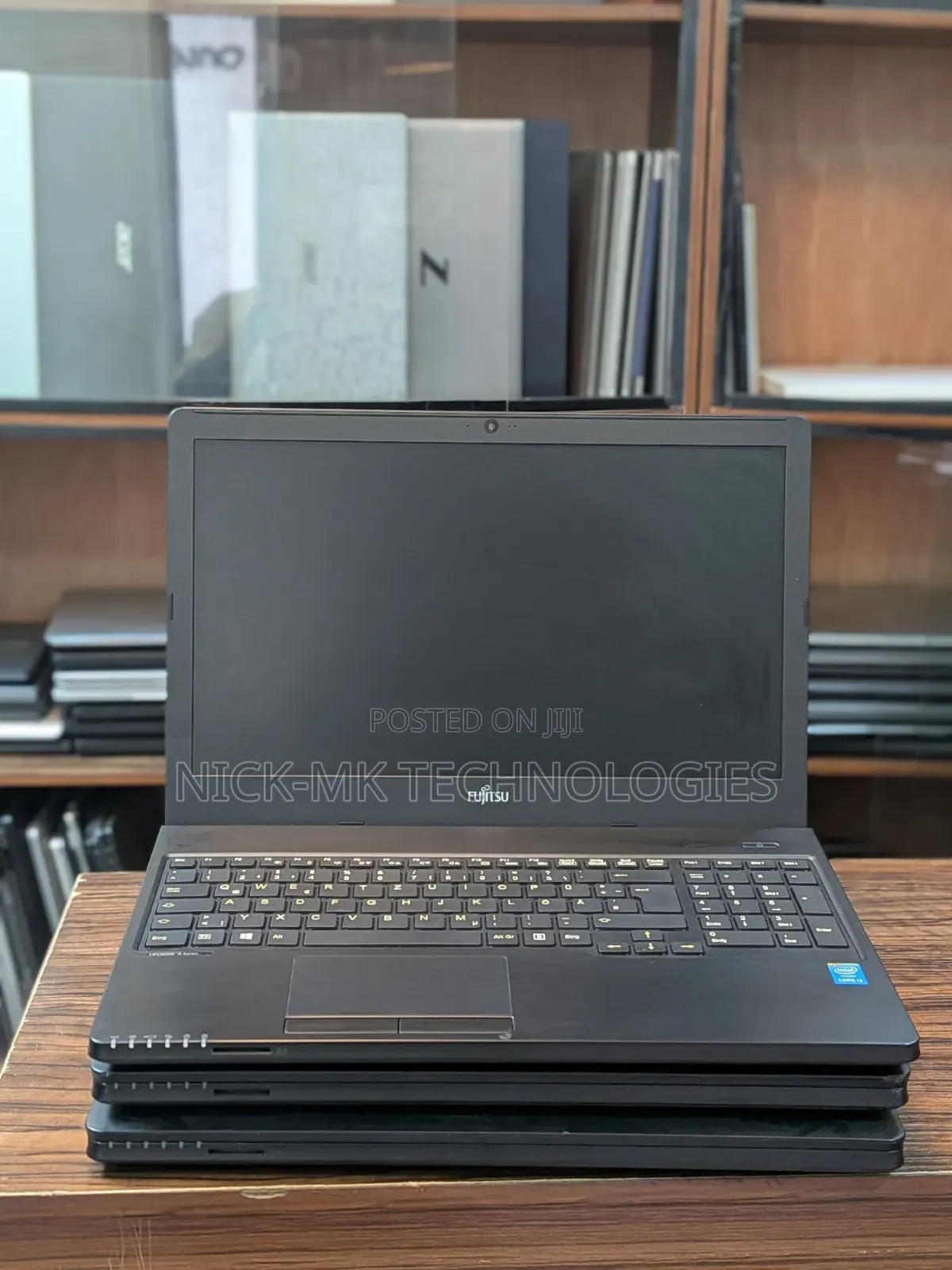 Laptop Fujitsu Lifebook A5510 8GB Intel Core i3 HDD 320GB