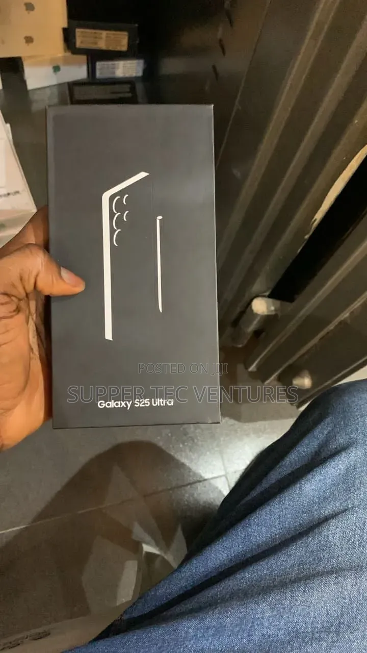 New Samsung Galaxy S25 Ultra 256 GB