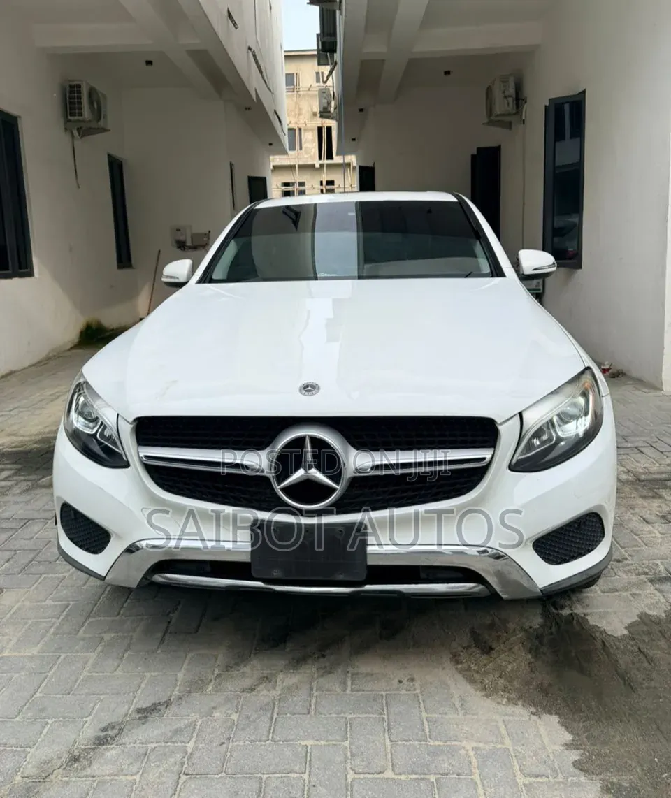Mercedes-Benz GLC-Class 2017 White