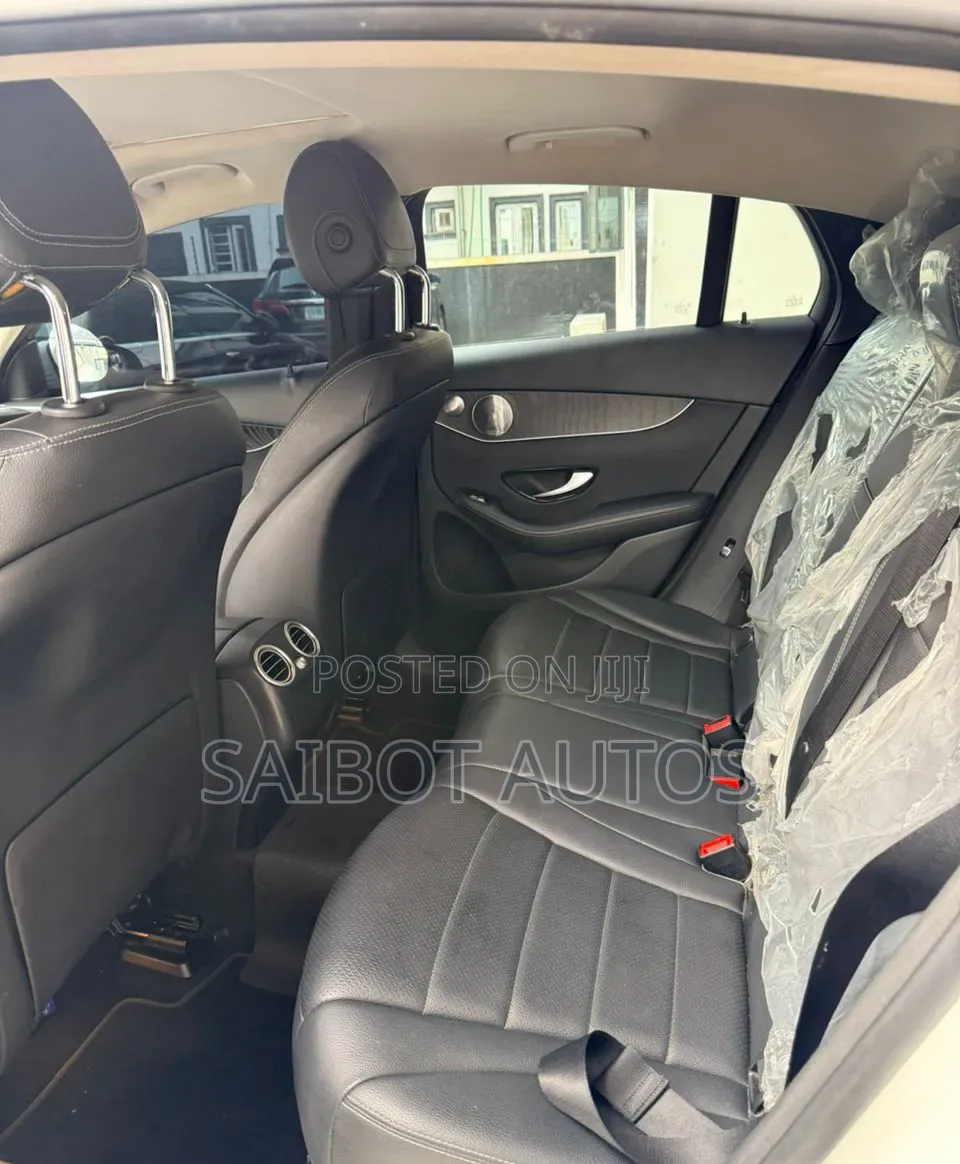 Mercedes-Benz GLC-Class 2017 White