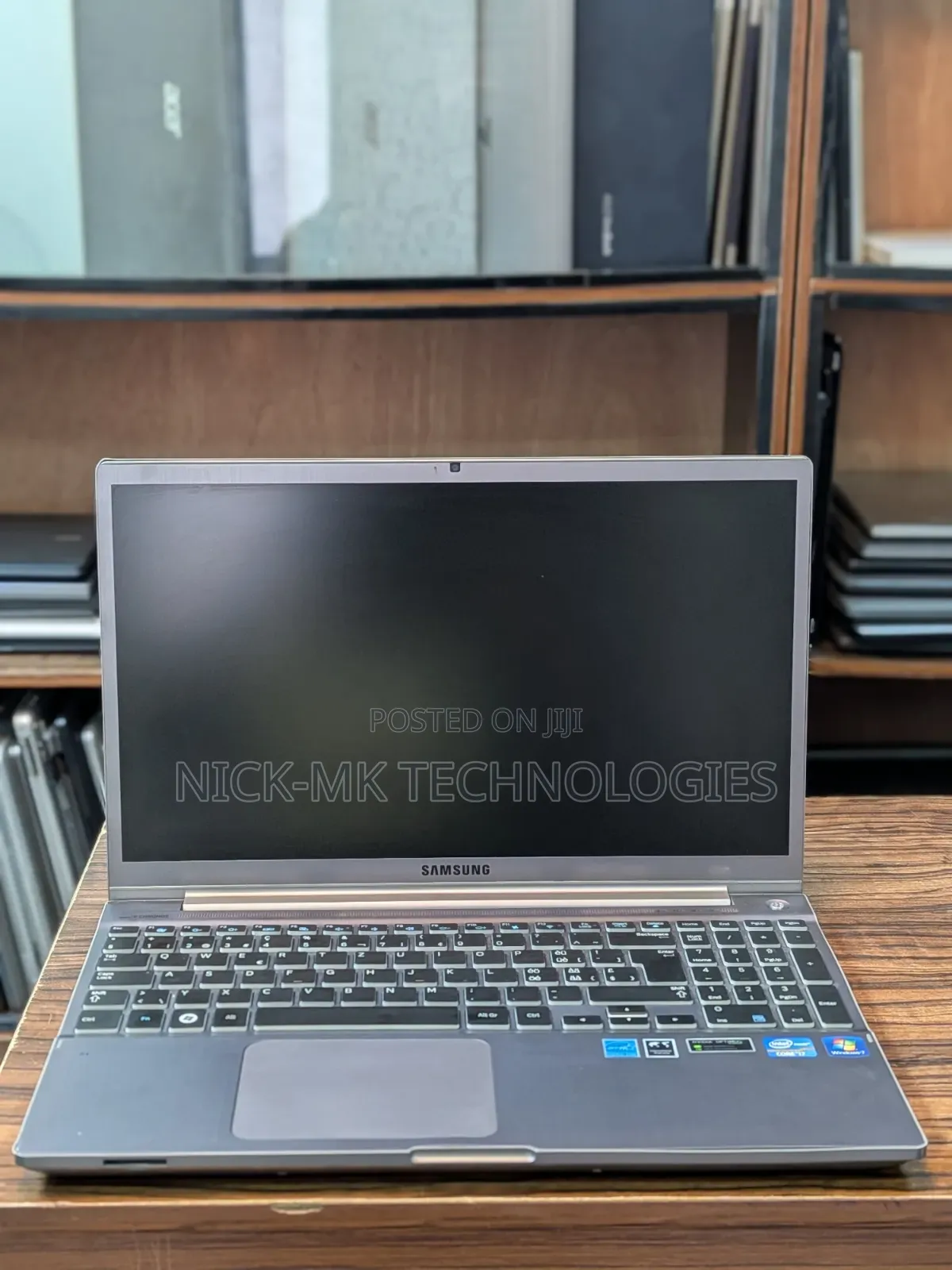 Laptop Samsung 8GB Intel Core i7 HDD 500GB