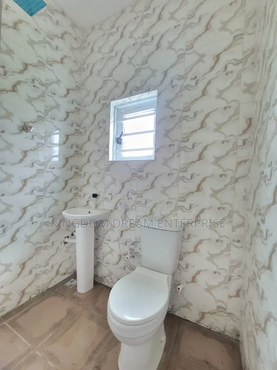 3bdrm Block of Flats in Surulere Lagos, Masha for sale