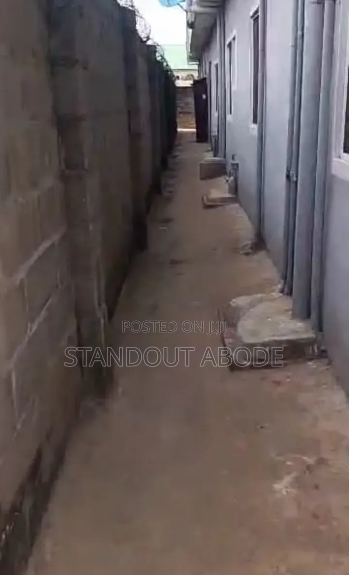 2bdrm Block of Flats in Good Location, Igando / Ikotun/Igando for sale