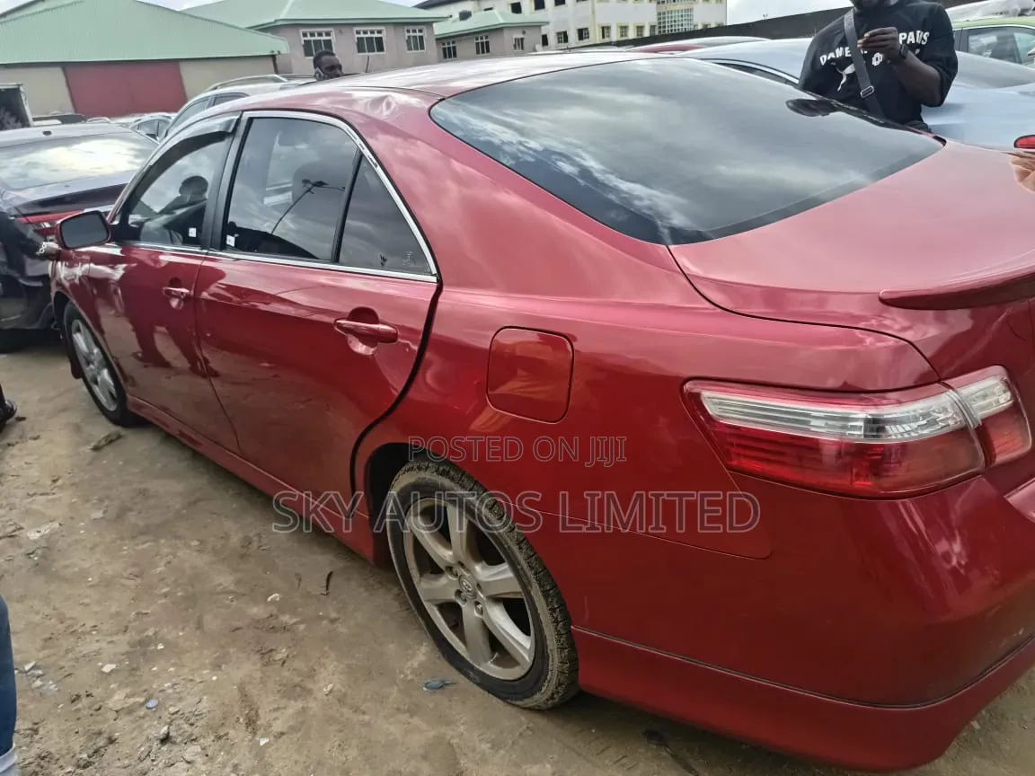 Toyota Camry 2009 Red