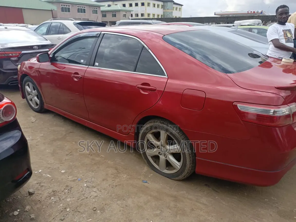 Toyota Camry 2009 Red