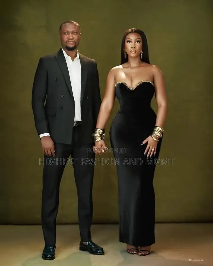 Premium Strapless Black Velvet Evening Gown