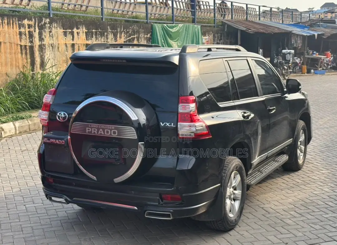 Toyota Land Cruiser Prado 2015 Black
