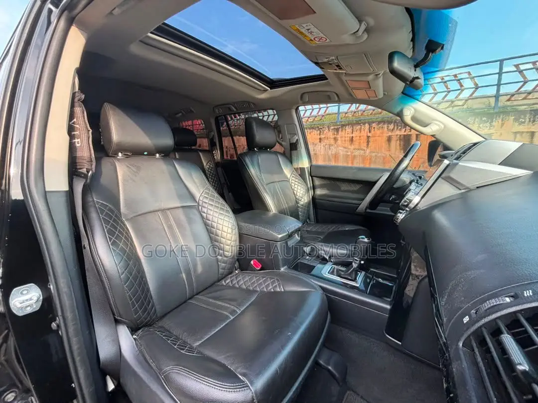 Toyota Land Cruiser Prado 2015 Black