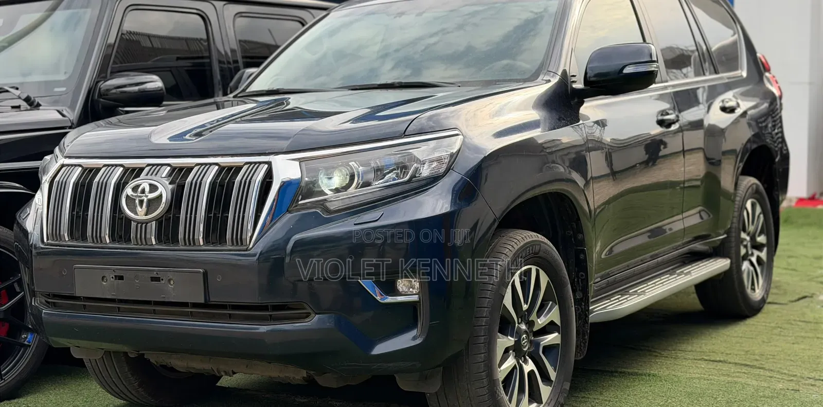 Toyota Land Cruiser Prado 2023 Black