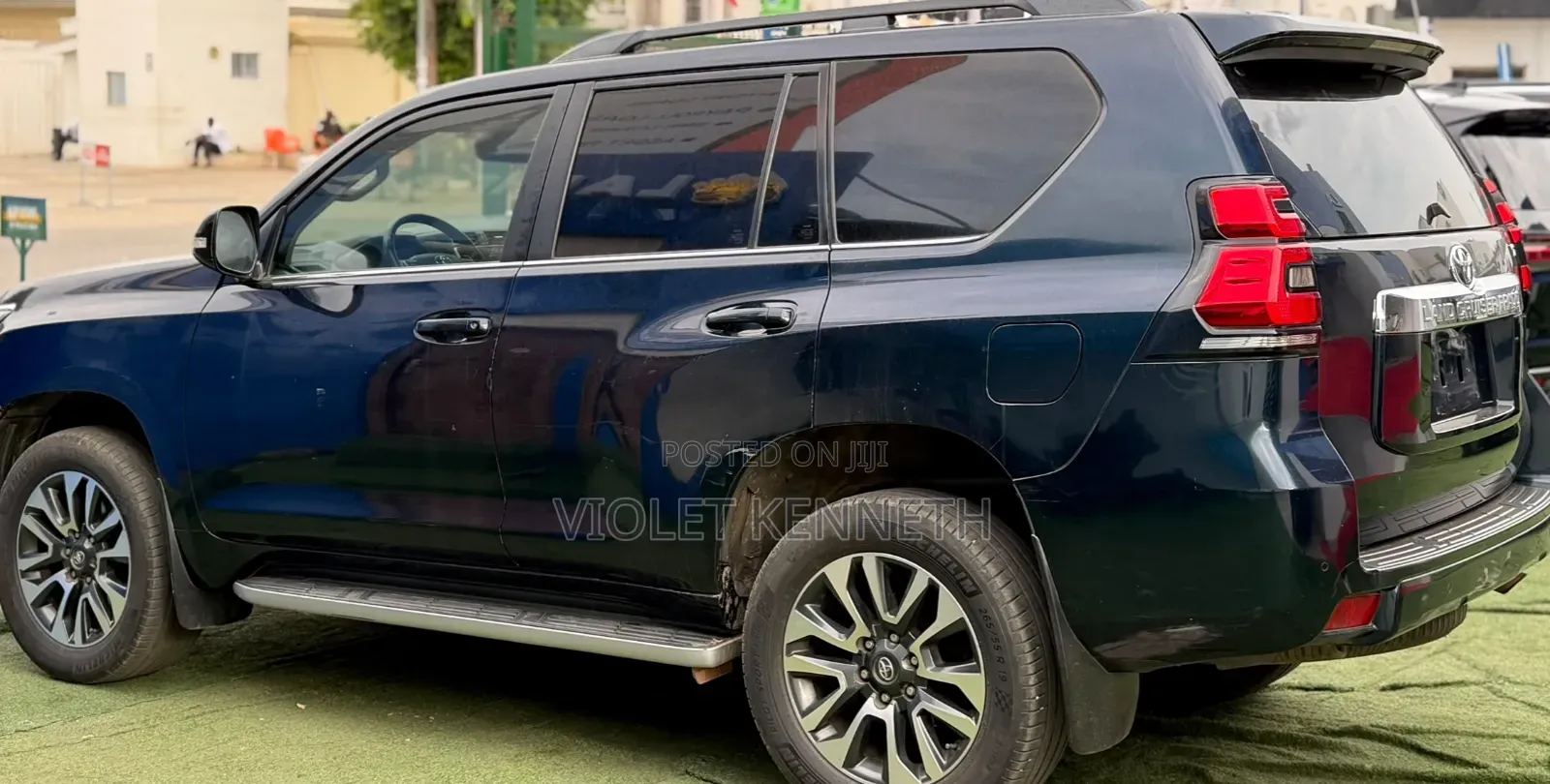 Toyota Land Cruiser Prado 2023 Black