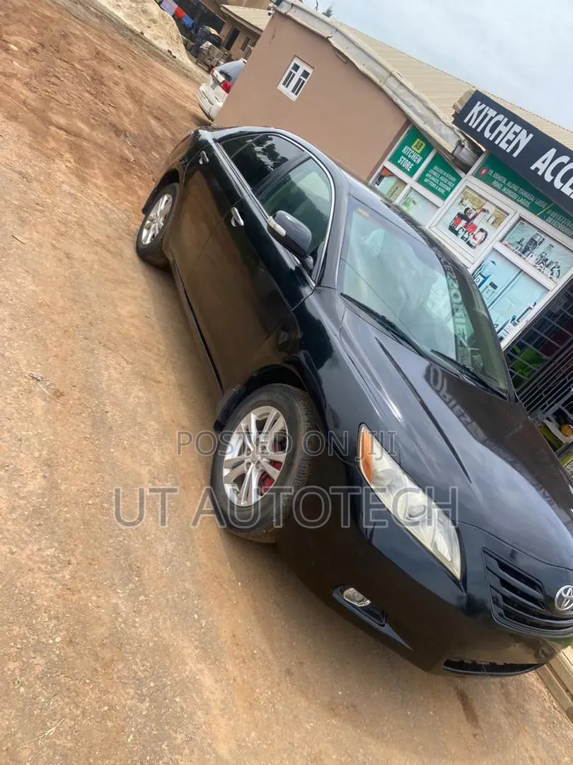 Toyota Camry 2008 Gray