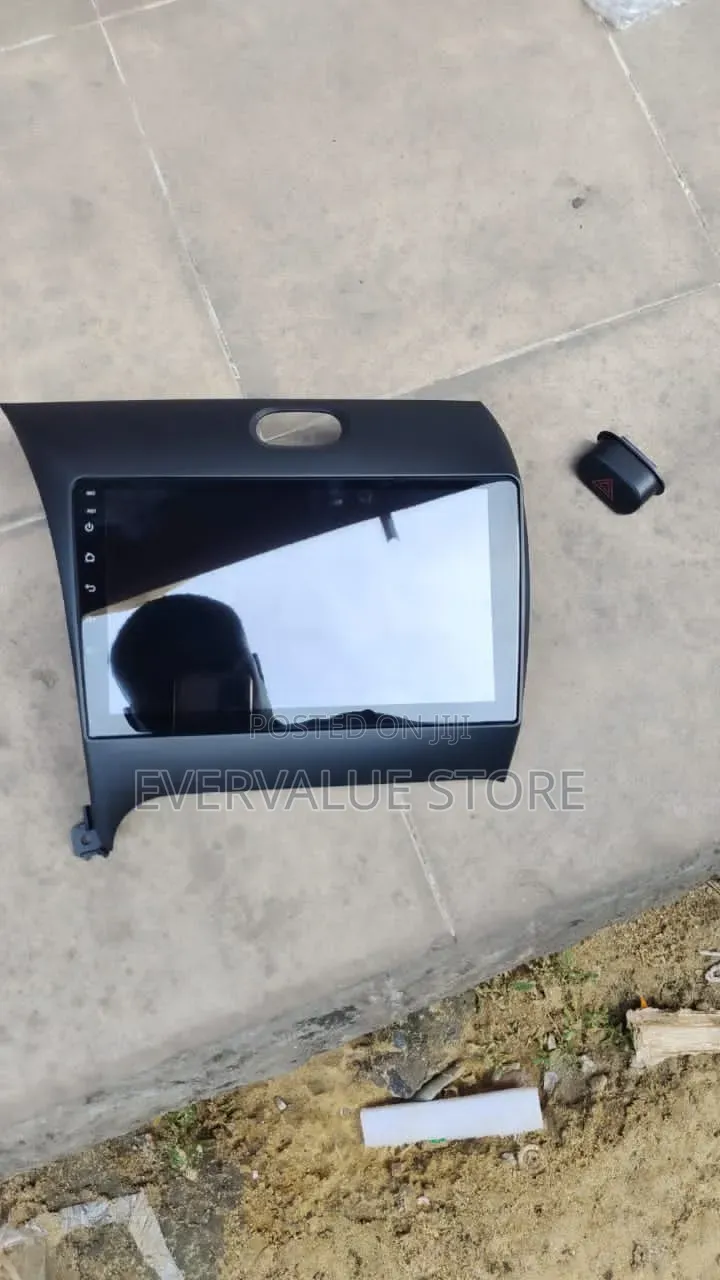 Kia Cerato 2013-2018 Android+ Reverse Camera + Carplay