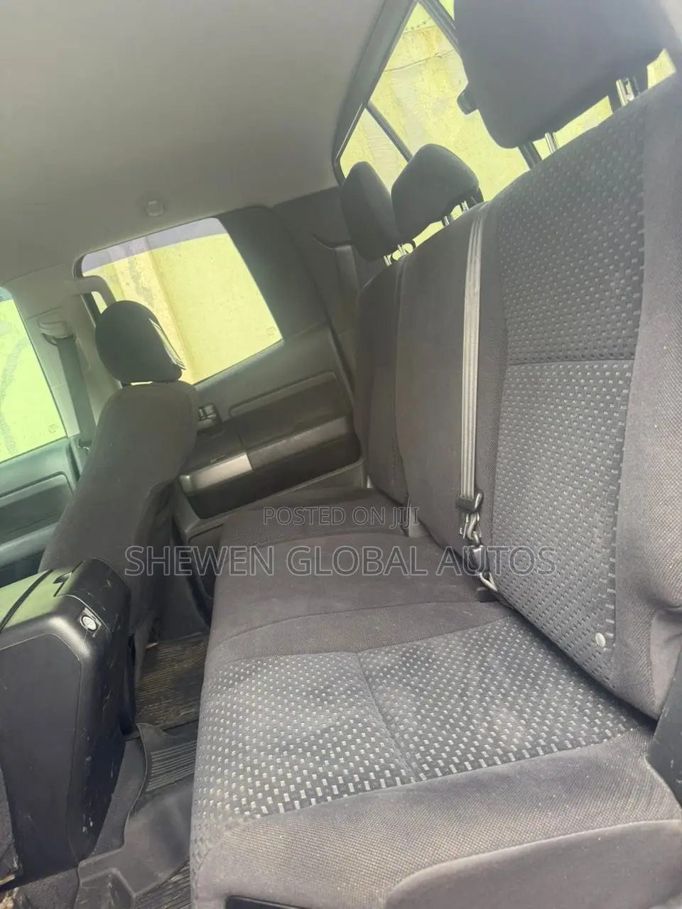Toyota Tundra CrewMax Limited 5.7L 2010 Gray