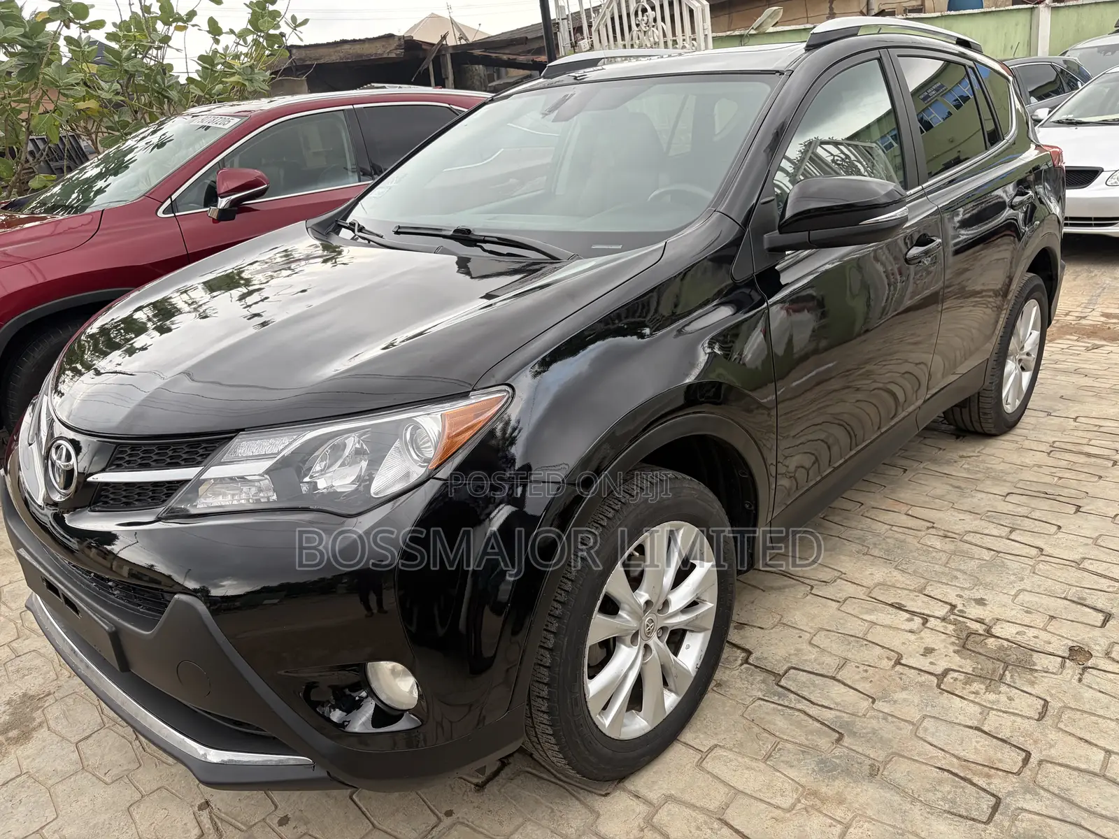 Toyota RAV4 Limited 4dr SUV AWD (2.5L 4cyl 6A) 2015 Black