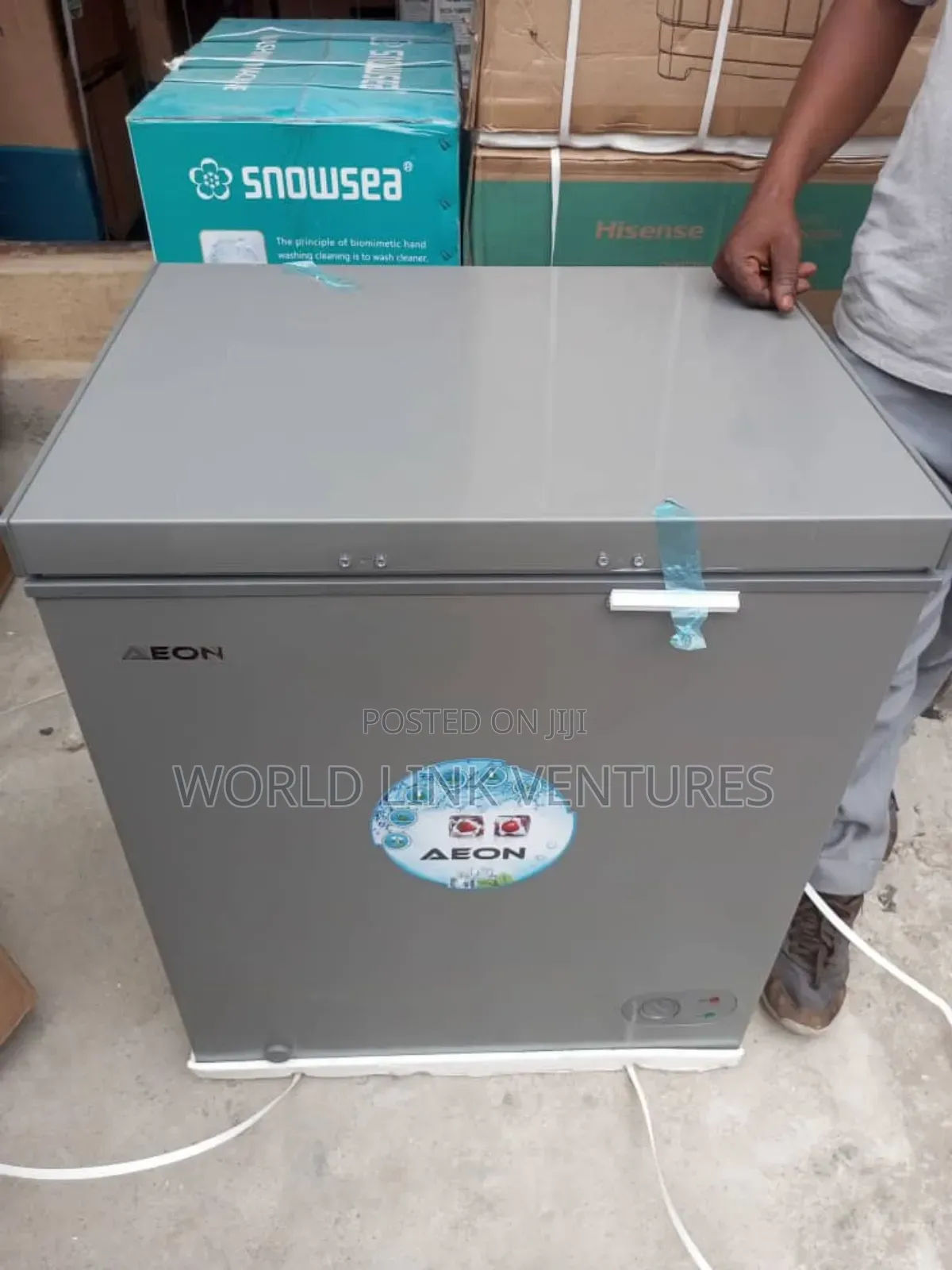 Aeon Chest Freezer 200 Liters Model 200 Model,