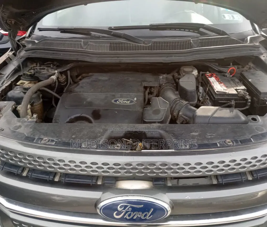 Ford Explorer Limited 4dr 4x4 (3.5L 6cyl 6A) 2012 Gray