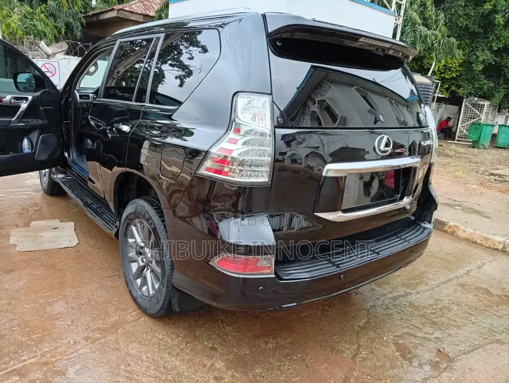 Lexus GX 460 2010 Black